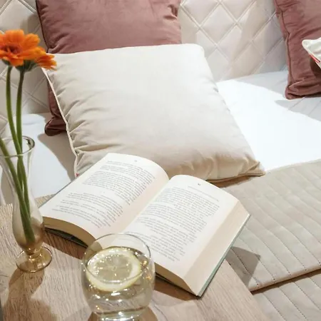 1 Bedroom Cozy Apartment In Dziwnow Dziwnów