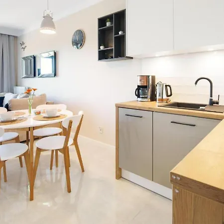 1 Bedroom Cozy Apartment In Dziwnow * Dziwnów